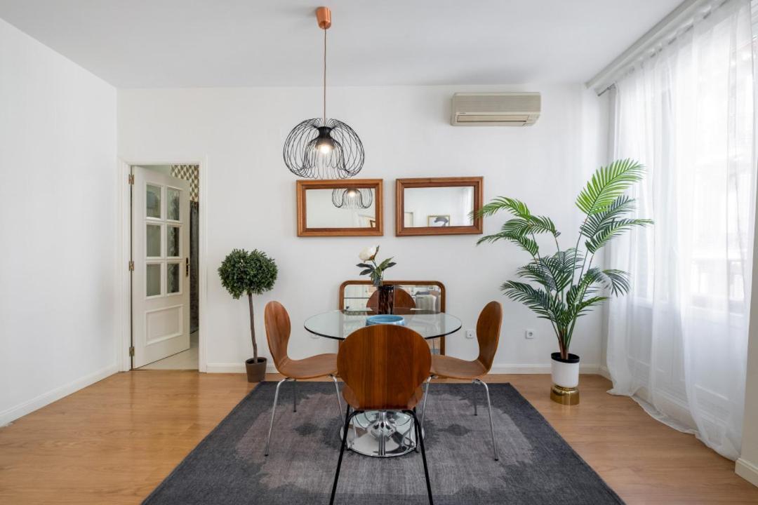 1 Bedroom 1 Bathroom Furnished - Sol - Bright Refurbished - Mintystay Madrid Buitenkant foto