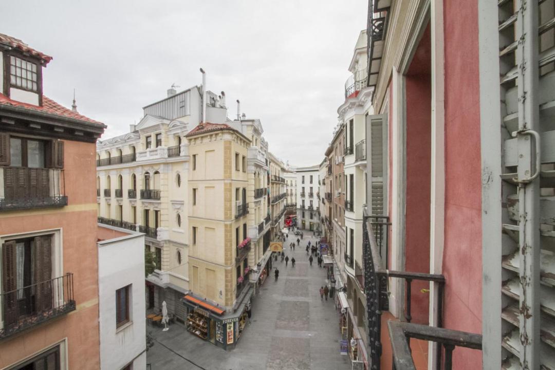 1 Bedroom 1 Bathroom Furnished - Sol - Bright Refurbished - Mintystay Madrid Buitenkant foto