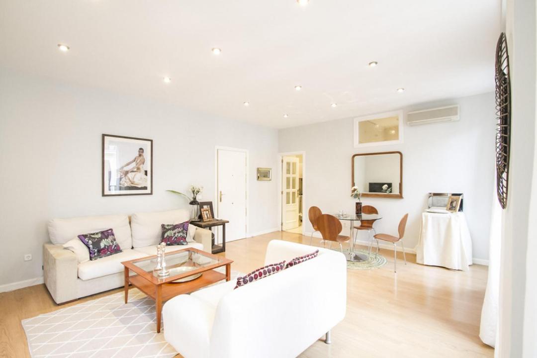 1 Bedroom 1 Bathroom Furnished - Sol - Bright Refurbished - Mintystay Madrid Buitenkant foto